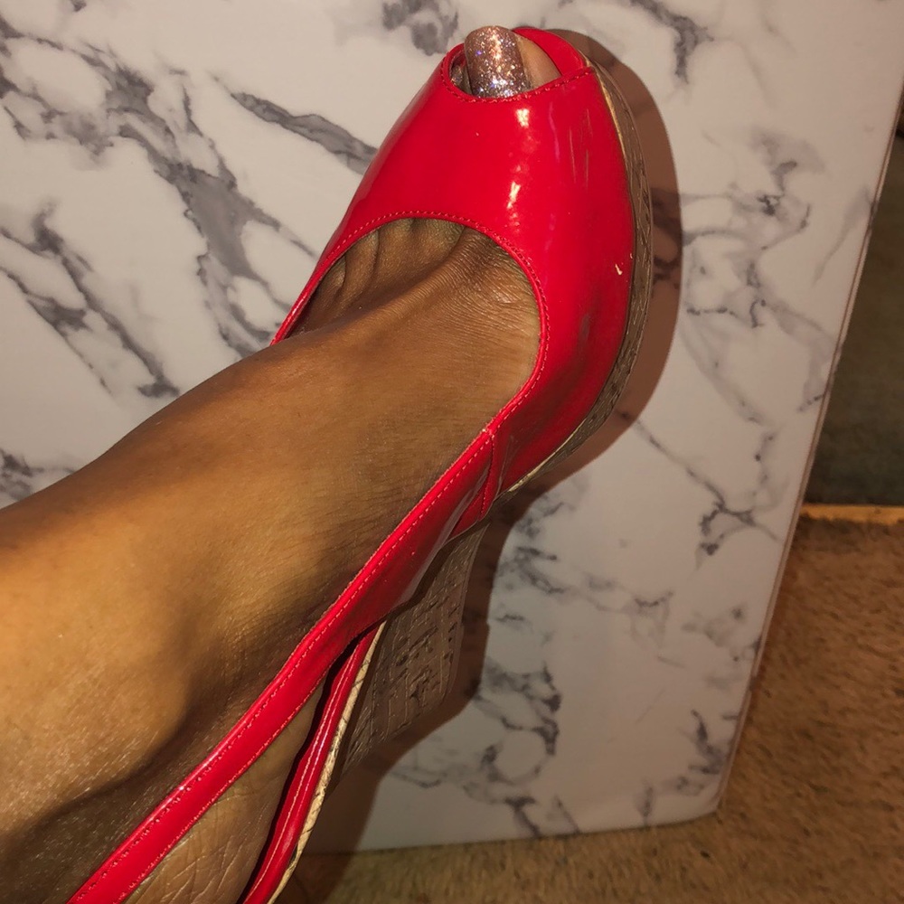 Wedge heels